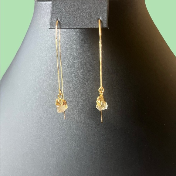 Raw Citrine Gold Threader Earrings - Picture 2 of 3